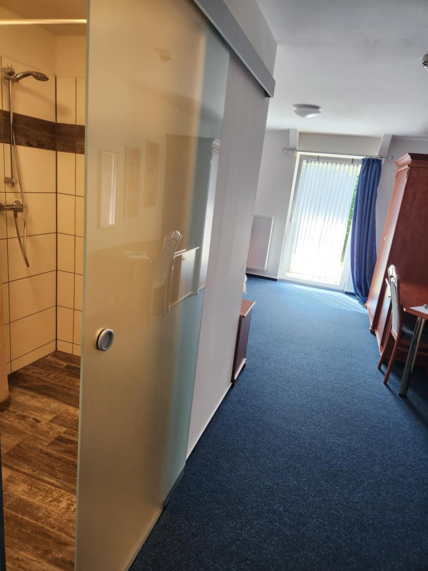 Hotel Hoyers In Pinneberg Prisdorf Buitenkant foto